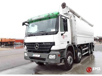 Tank truck Mercedes-Benz Actros 3236: picture 1