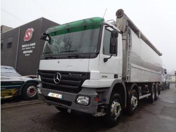 Truck Mercedes-Benz Actros 3236 animal Feed tank: picture 1