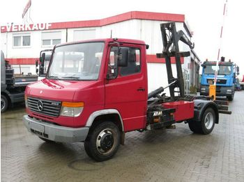 Hook lift truck, Commercial vehicle Mercedes-Benz Vario 815 D Abrollkipper: picture 1