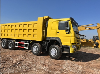 Tipper for transportation of silos SINOTRUK HOWO 371 Dump Truck 8x4: picture 3