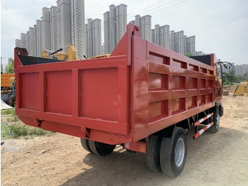 Tipper for transportation of silos SINOTRUK Howo Dump truck 4x2: picture 4