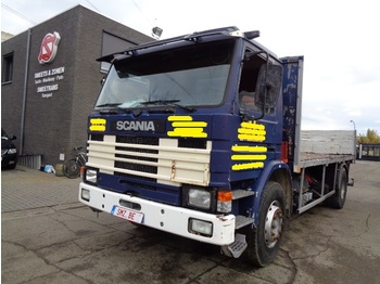 Dropside/ Flatbed truck Scania P 82: picture 1