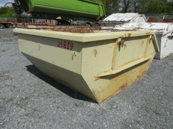 Skip loader truck