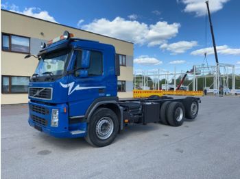 Cab chassis truck VOLVO FM500: picture 1