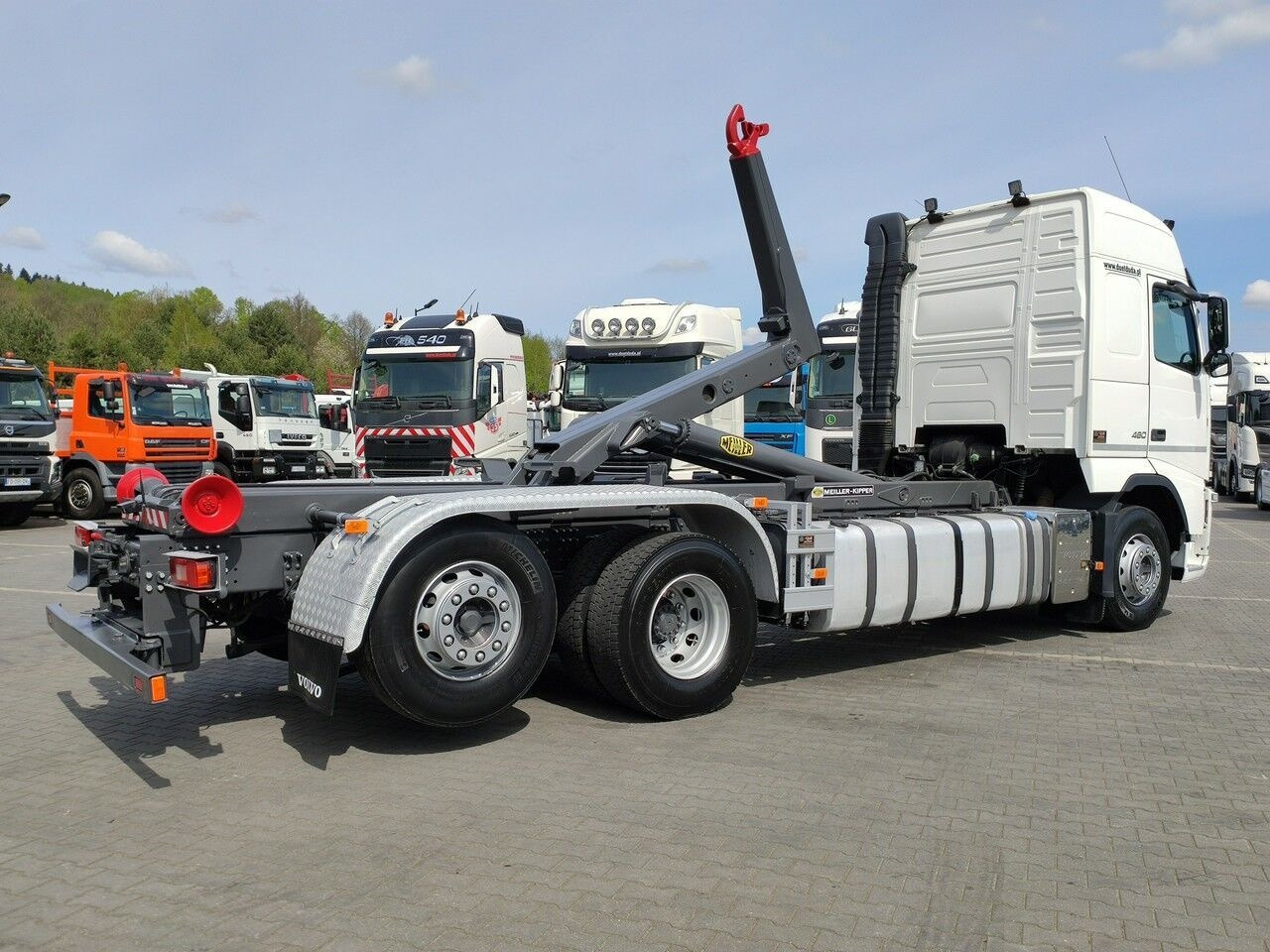Hook lift truck Volvo FH 460: picture 20
