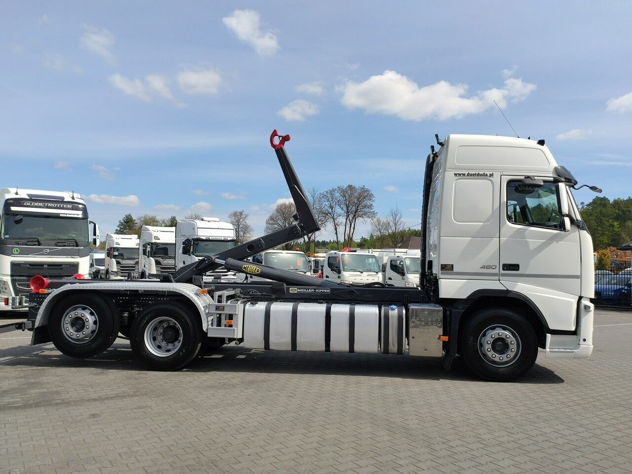 Hook lift truck Volvo FH 460: picture 10