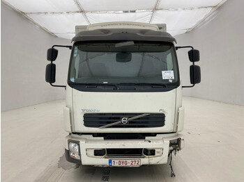 Box truck Volvo FL 240: picture 2