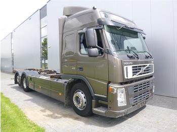 Cab chassis truck Volvo FM410 6X2 BDF GLOBETROTTER EURO 5 STEERING AXLE: picture 1