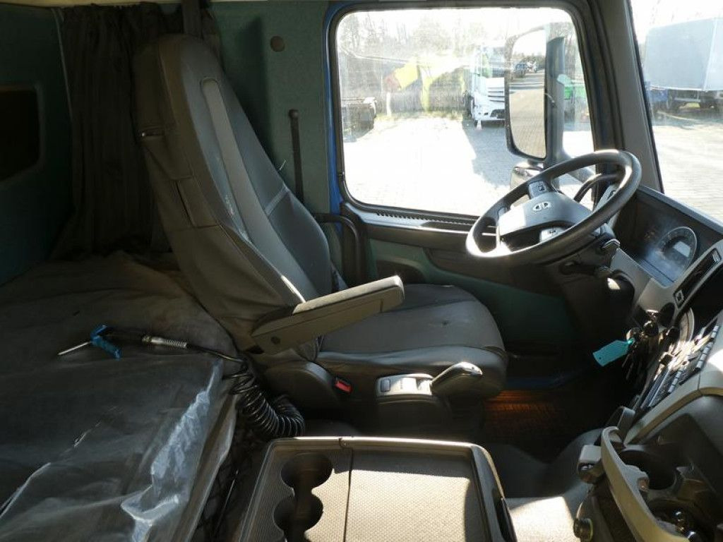 Hook lift truck Volvo FM 420 6x2 Abrollkipper Lenk+Lift: picture 12
