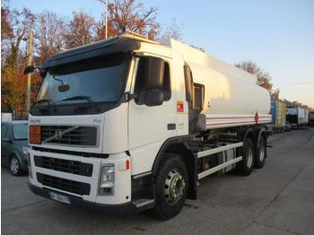 Tank truck for transportation of fuel Volvo FM 440: picture 1