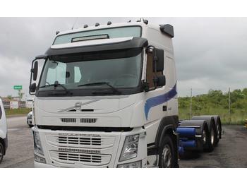 Container transporter/ Swap body truck Volvo FM 8x2: picture 1