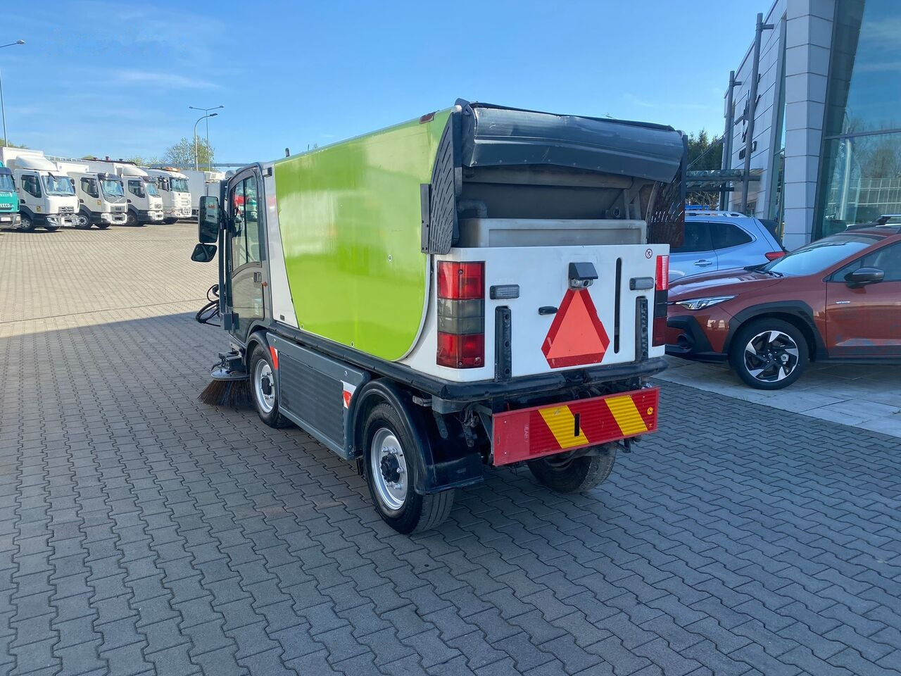 Road sweeper Boschung S3 Sweeper / EURO5 / 4X4 / NICE CONDITION / WORKS GREAT: picture 8