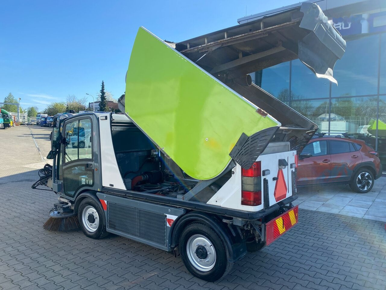 Road sweeper Boschung S3 Sweeper / EURO5 / 4X4 / NICE CONDITION / WORKS GREAT: picture 33