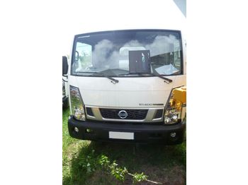 NISSAN NT400 35.15 - Garbage truck