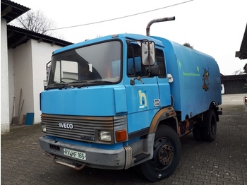 Road sweeper Iveco 135.14.1: picture 1