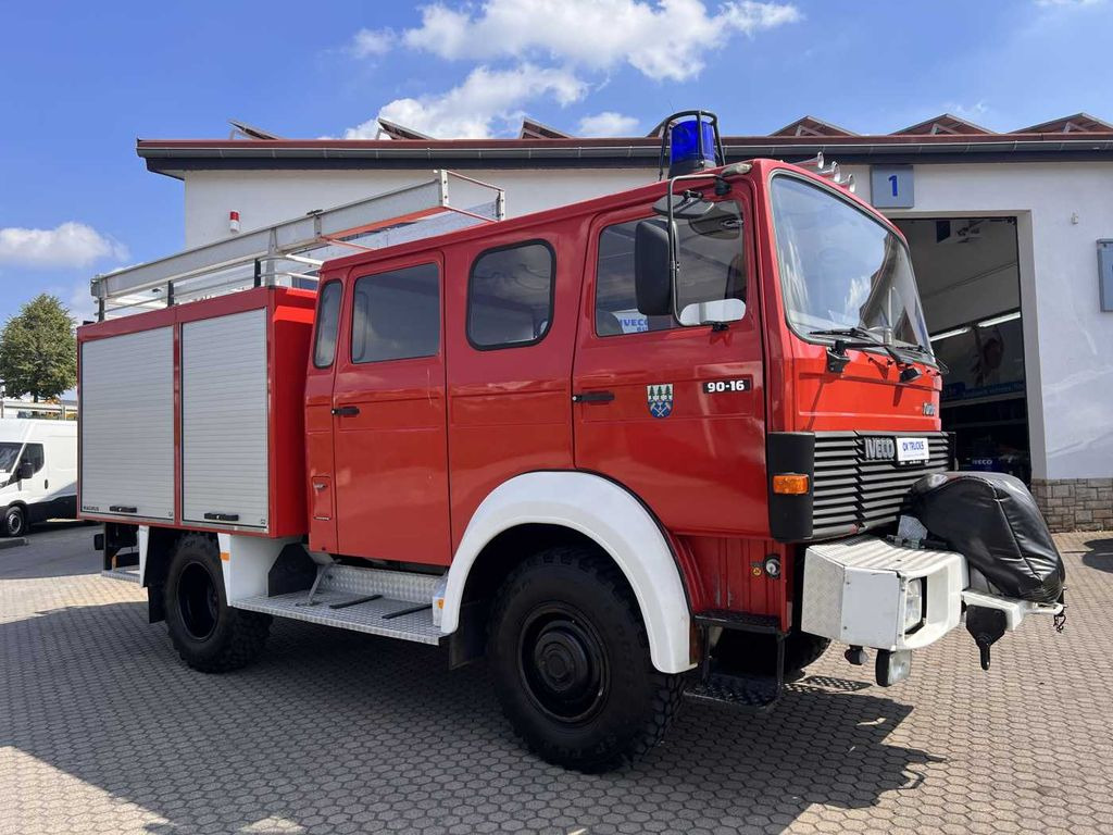 Fire truck Iveco 75-16 AW 4x4 LF8 Feuerwehr Standheizung 9 Sitze: picture 5