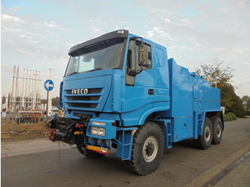 Tow truck Iveco M 6X6: picture 1