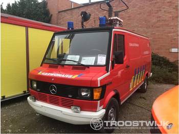 Fire truck Mercedes-Benz 310D: picture 1