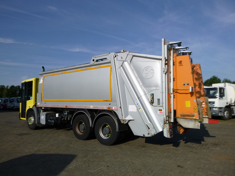 Garbage truck Mercedes Econic 2629 LL 6x4 RHD refuse truck: picture 3