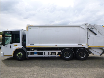 Garbage truck Mercedes Econic 2630 RHD 6x4 Geesink Norba refuse truck: picture 5
