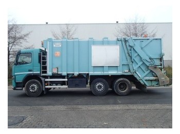 Garbage truck Volvo FM9-300: picture 1