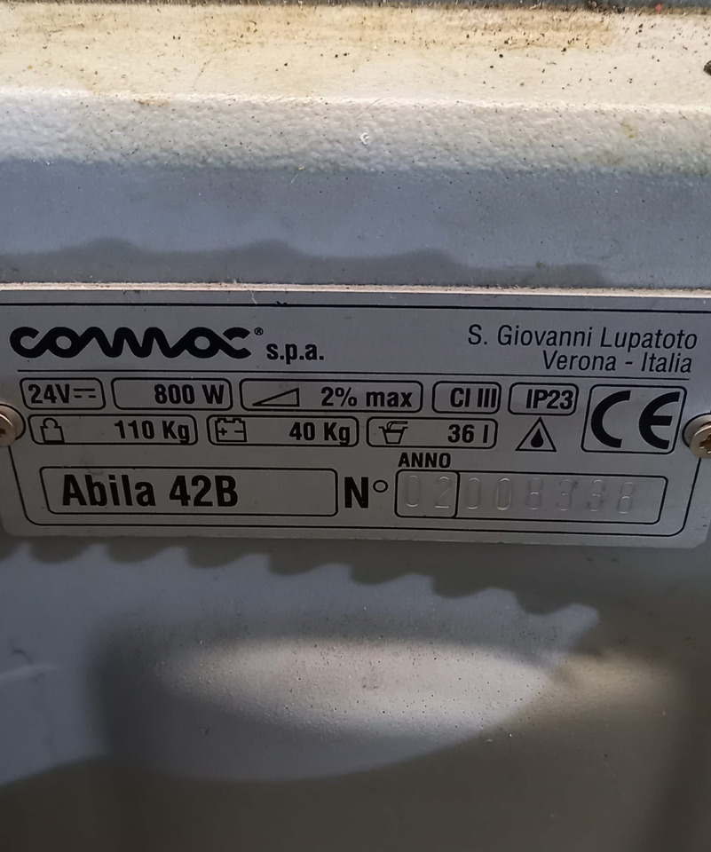 COMAC ABILA 42 - Scrubber dryer: picture 5