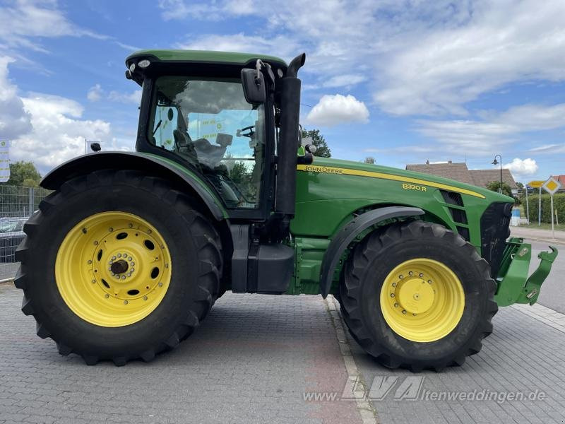 John Deere 8320R - Farm tractor: picture 5