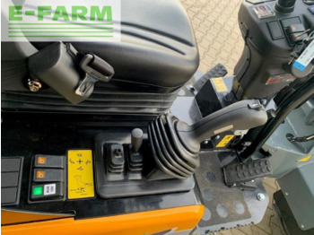 Giant g2200 hd+ - Mini excavator: picture 4