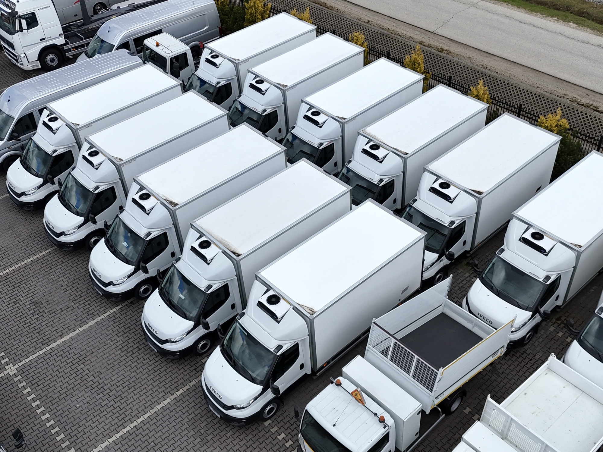 DUETDUDA - Utility/ Special vehicles MITSUBISHI undefined: picture 30