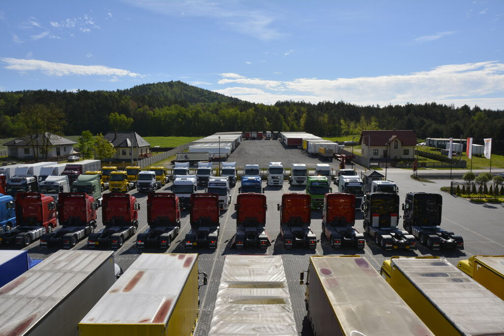 DUETDUDA - Utility/ Special vehicles MITSUBISHI undefined: picture 9