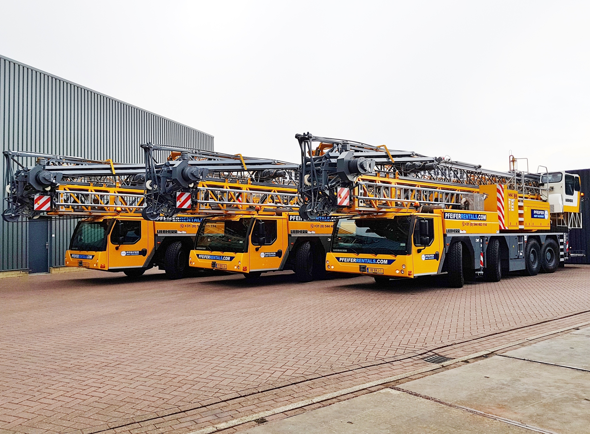 Pfeifer Rentals & Sales - Material handling equipment JCB - diesel undefined: picture 4
