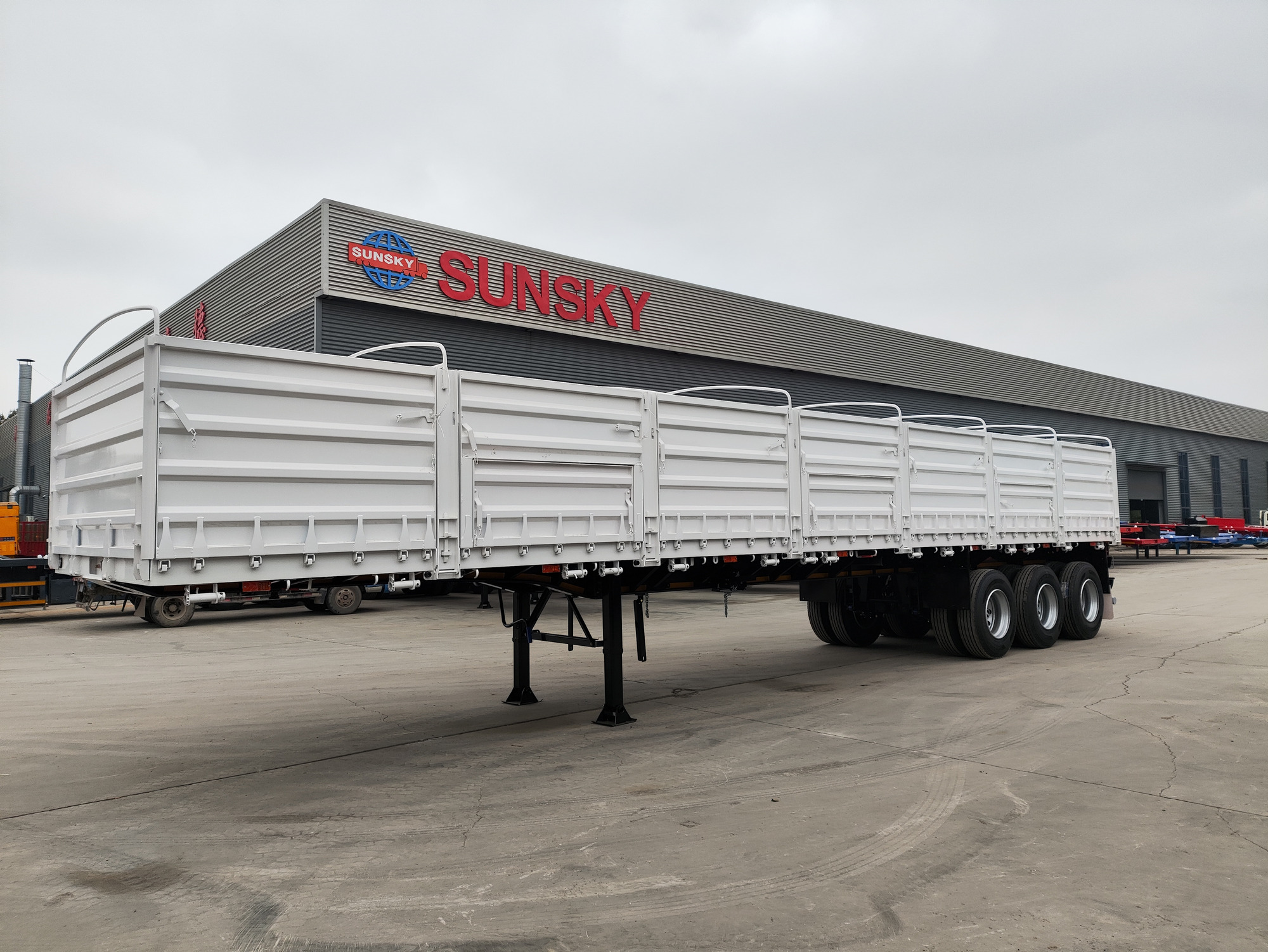Xiamen Sunsky Vehicle Co.,Ltd - Trucks SINOTRUK HOWO - gearbox: manual undefined: picture 12