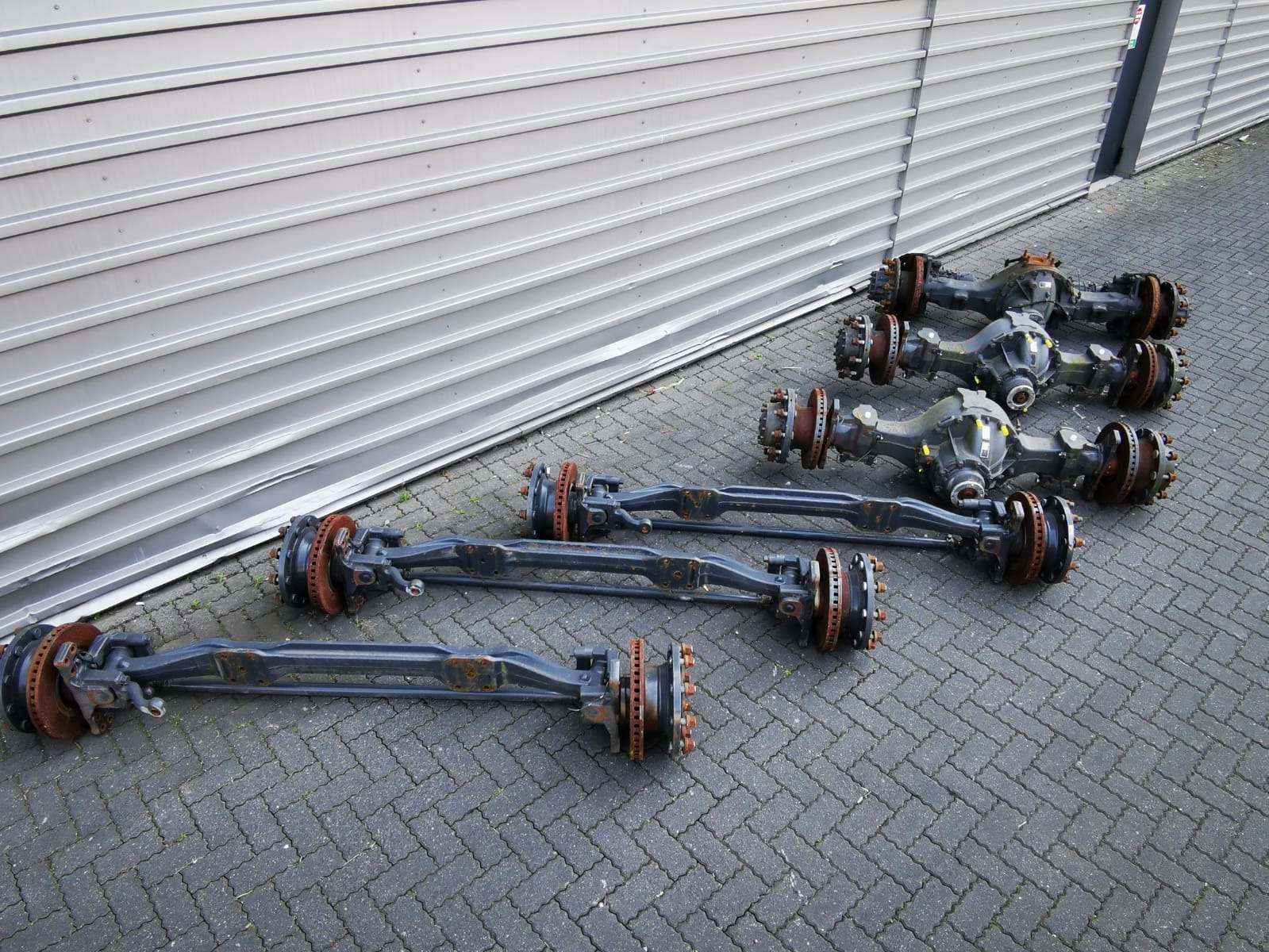 BAS PARTS & TYRES B.V. - Spare parts MERCEDES-BENZ Actros - Year: 2016 undefined: picture 11