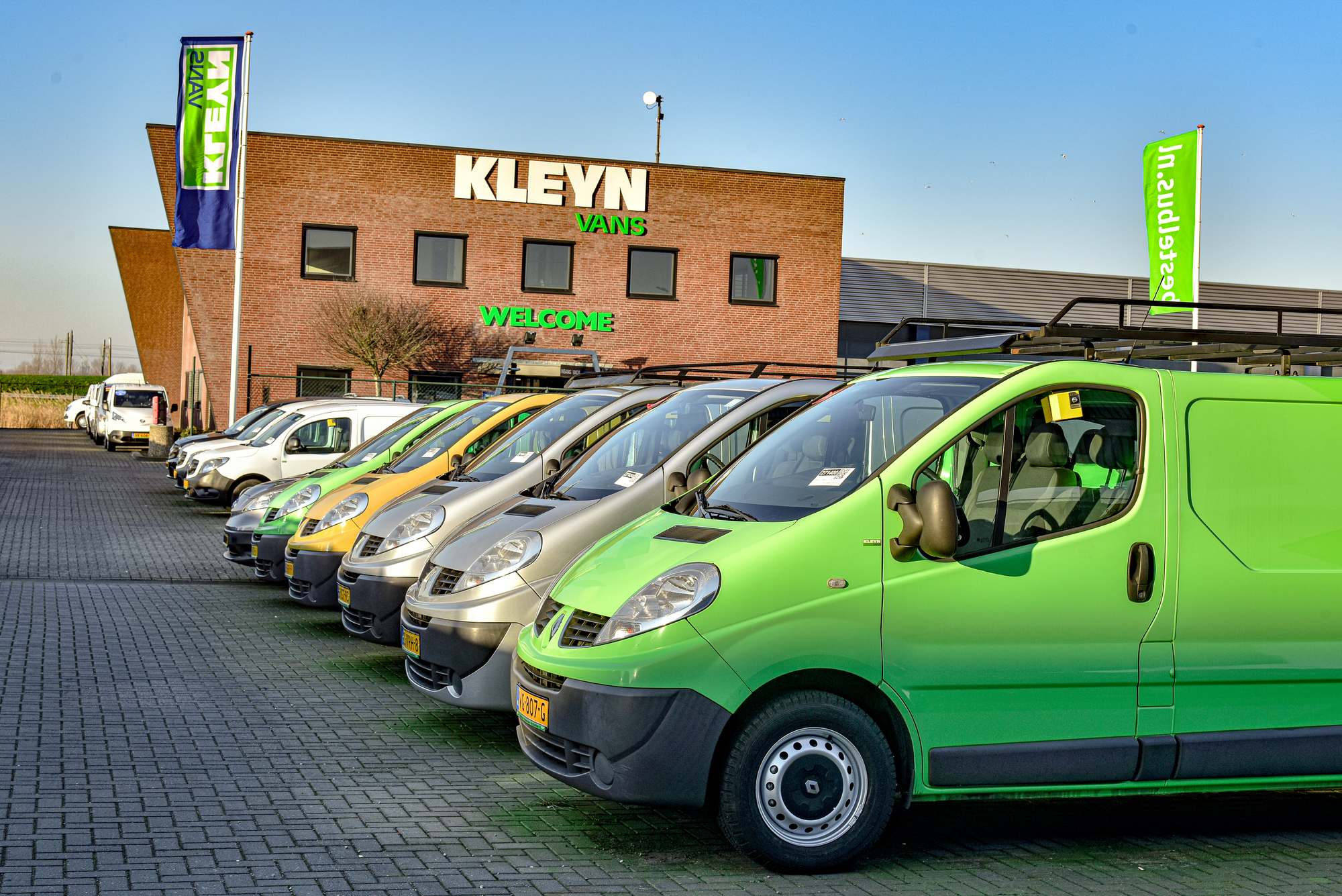 Kleyn Vans B.V. - vehicles for sale undefined: picture 2
