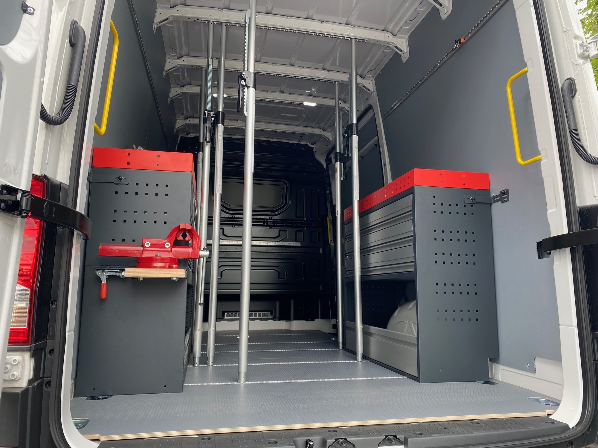 Silvio Behnke Kfz Handel und Vermietung GmbH undefined: picture 5