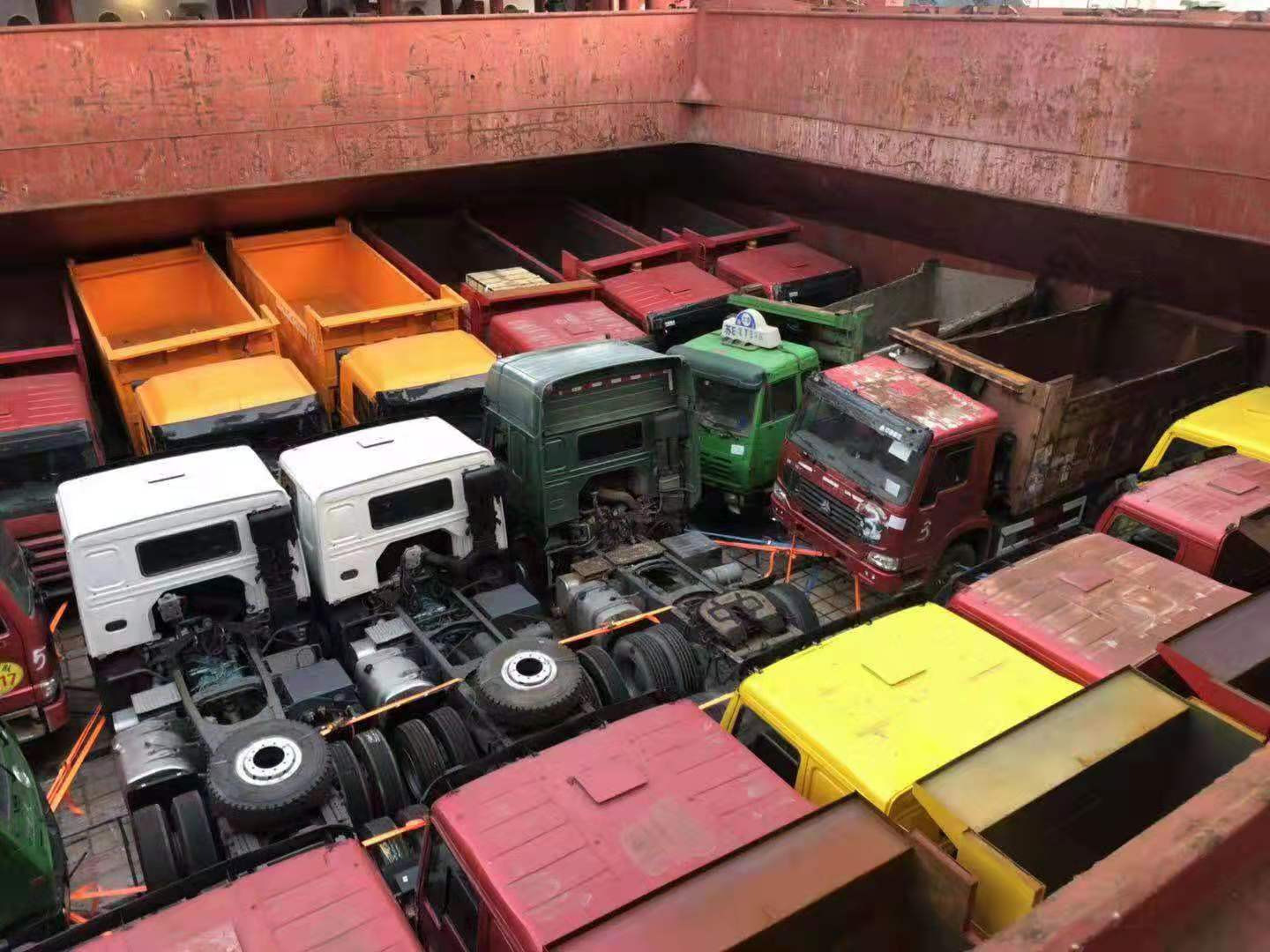 Shandong Guhong Auto Industrial CO., LTD - Trucks - Year: 2019, 6x4, air conditioner undefined: picture 7