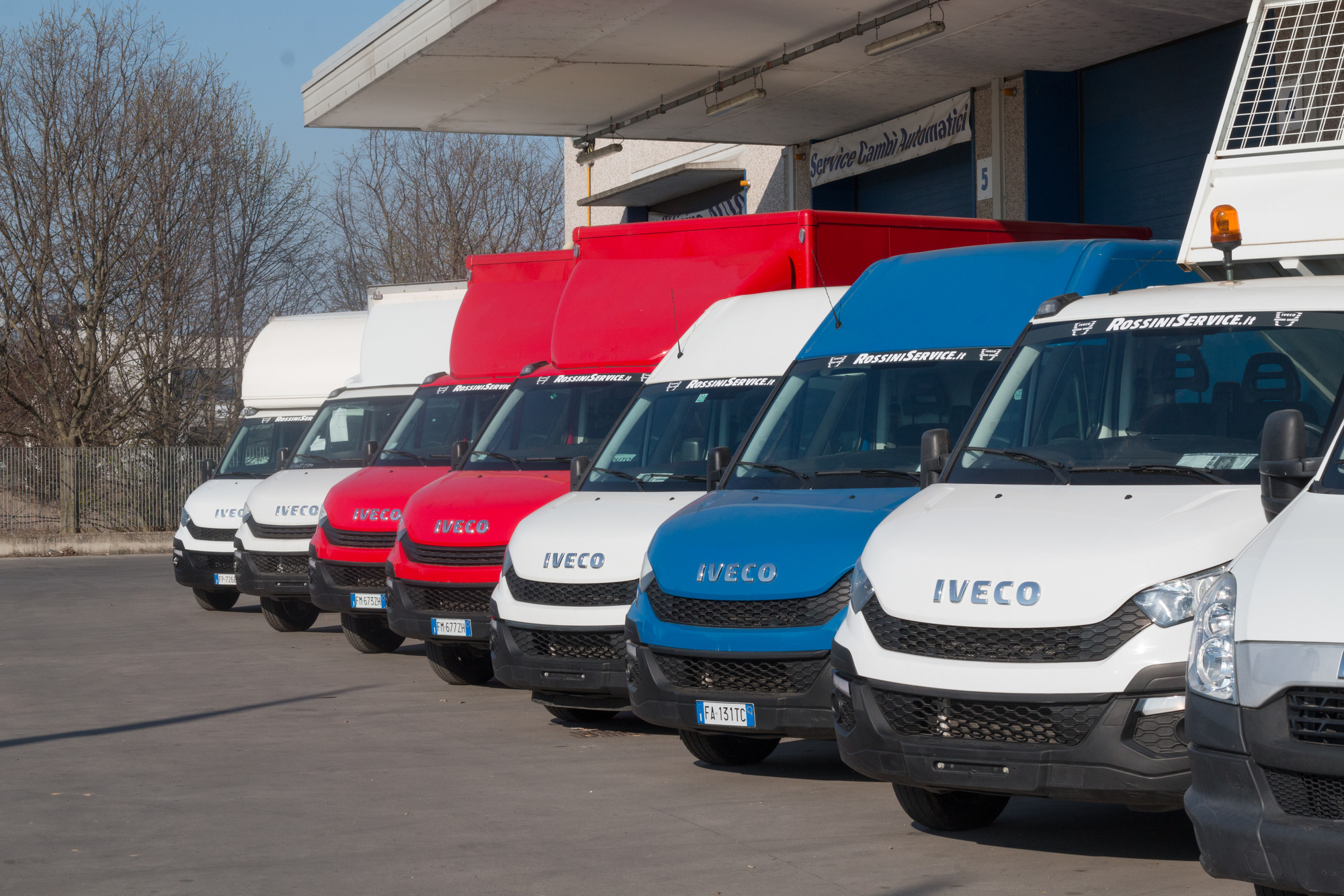 ROSSINI SERVICE SRL - vehicles for sale undefined: picture 5