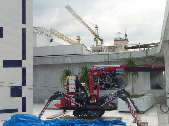 Kegiom Lifting Srl - vehicles for sale undefined: picture 1