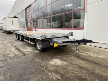 New Low loader trailer for transportation of heavy machinery Möslein T 3-8,20 P OR  3 Achs Tieflader gerader Ladefläche 8,10 m,Neufahrzeug: picture 4