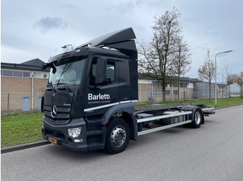 Container transporter/ Swap body truck MERCEDES-BENZ Antos