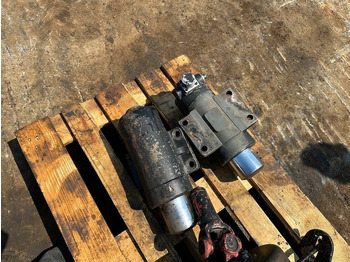 Wheel excavator CATERPILLAR
