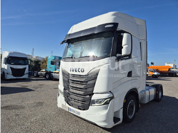 Tractor unit IVECO S-WAY