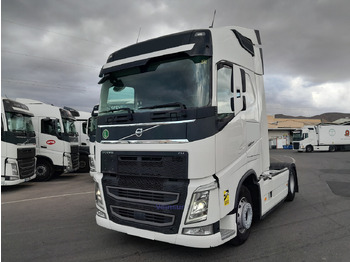 Tractor unit VOLVO FH