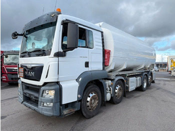 Tank truck MAN TGS 35.480