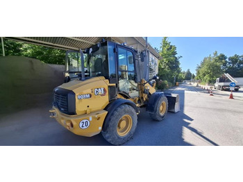Wheel loader CATERPILLAR 908M