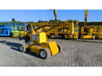 Articulated boom NIFTYLIFT