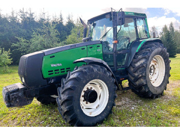 Farm tractor VALTRA 8450