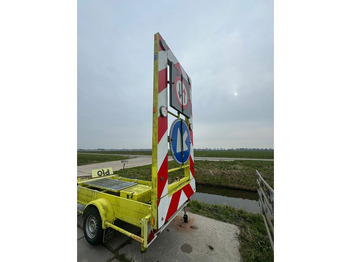 Dropside/ Flatbed trailer