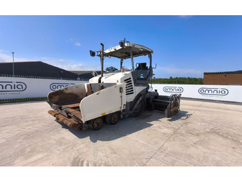 Asphalt paver VÖGELE