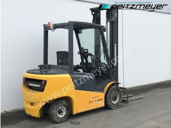 Diesel forklift JUNGHEINRICH Gabelstapler DFG 425: picture 4 Diesel forklift JUNGHEINRICH Gabelstapler DFG 425: picture 4